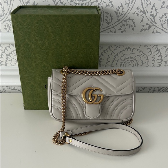Gucci Handbags - Gucci GG Marmont small shoulder bag MUST GO